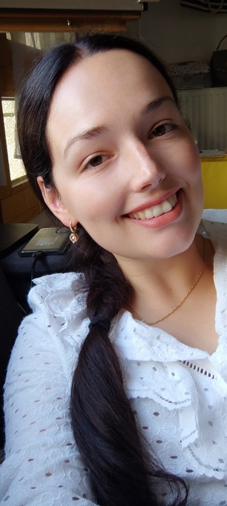 roman, science fiction, fiction, darken, les enfants planète, fantastique, littérature, livre, français, broccoli, ice cream, blog, lecture, fantasy, lgbt, lgbtqia, lgbtqia+, queer, prophetie, alcyone, young adult, marianne khim